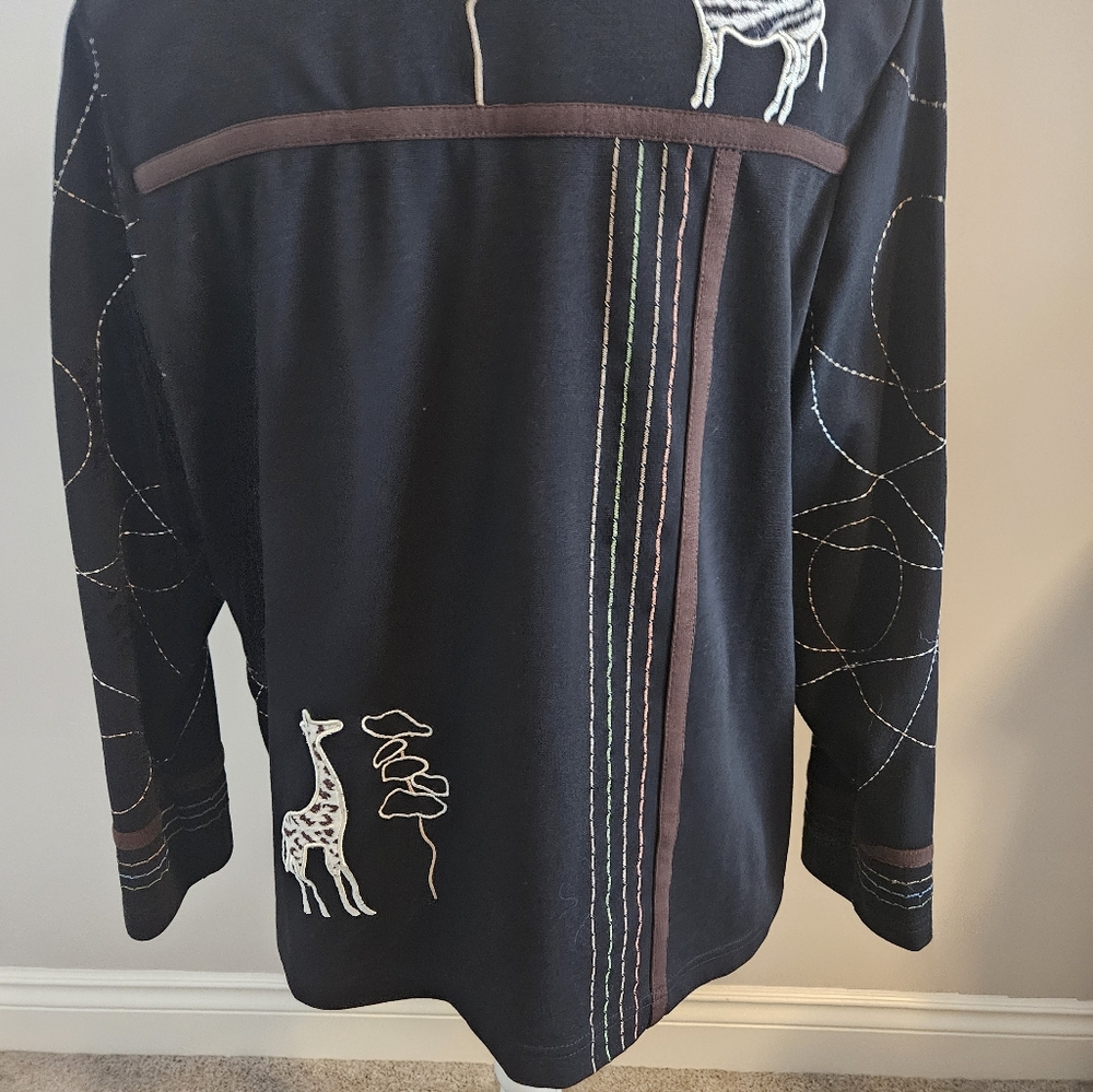 Barely Worn Nice Elephant Zebra Graraffe Jacket - image 6